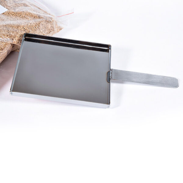 Bac à sciure pour fumage