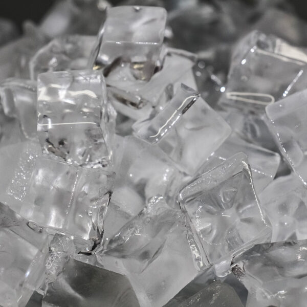 Glaçons en cubes