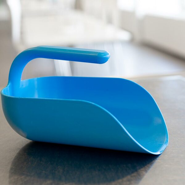 Pelle à main ergonomique en polypropylène