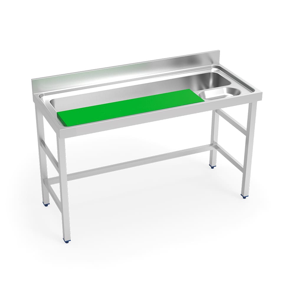 table de préparation de légumes avec bac et planche de découpe